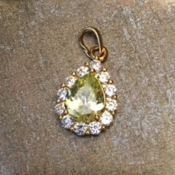 Genuine Green Topaz 18K Gold Plated Pear Pendant - Picture 1 of 2